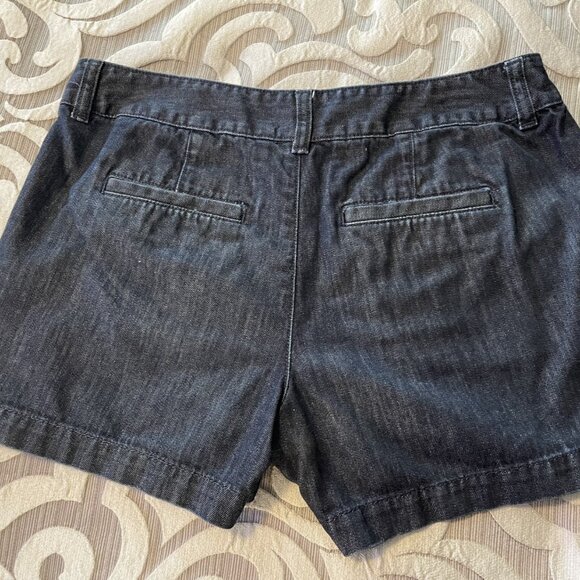 Loft Denim Shorts Women’s Size 4 Flat Front Blue Jeans Dark Wash Casual - Picture 2 of 7